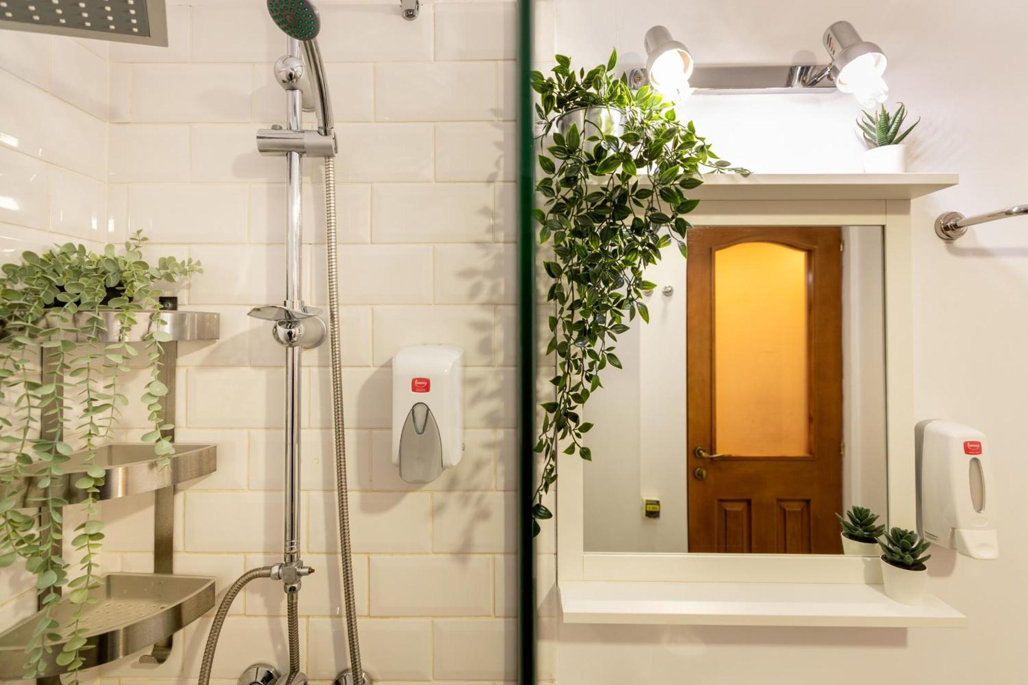 2Br Apartment At Piata Natiunilor Unite: Perfect For City Center Stays บูคาเรสต์ ภายนอก รูปภาพ