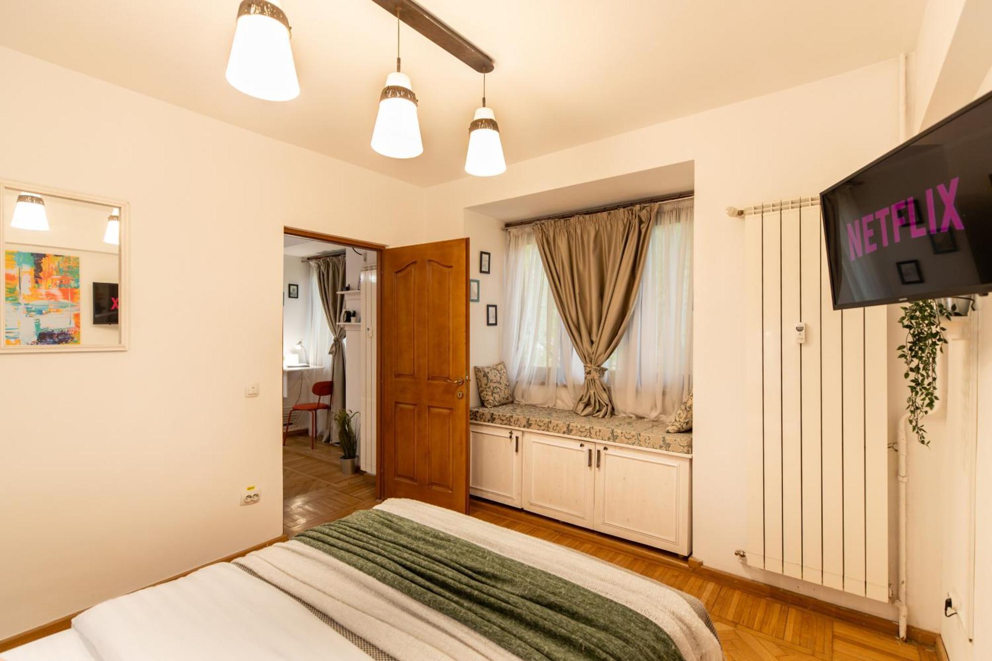 2Br Apartment At Piata Natiunilor Unite: Perfect For City Center Stays บูคาเรสต์ ภายนอก รูปภาพ